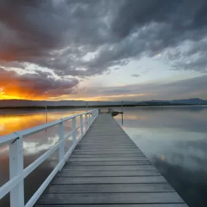 Deakin Reserve, Oak Flats